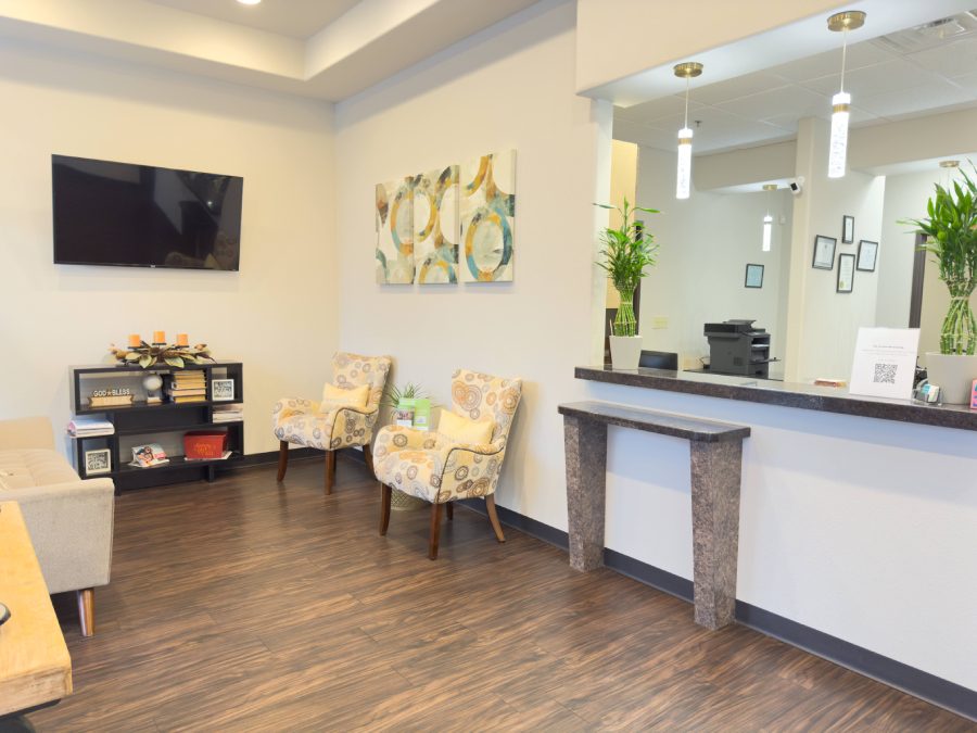 Smilecraft Dental lounge seating area